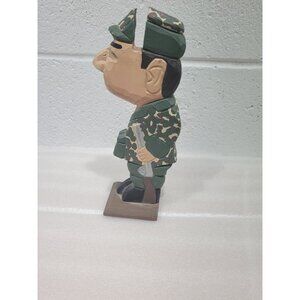 Peepers Wooden Hunter Figure Eyeglass Holder Desk Shelf Sitter 8-5/8" Camo